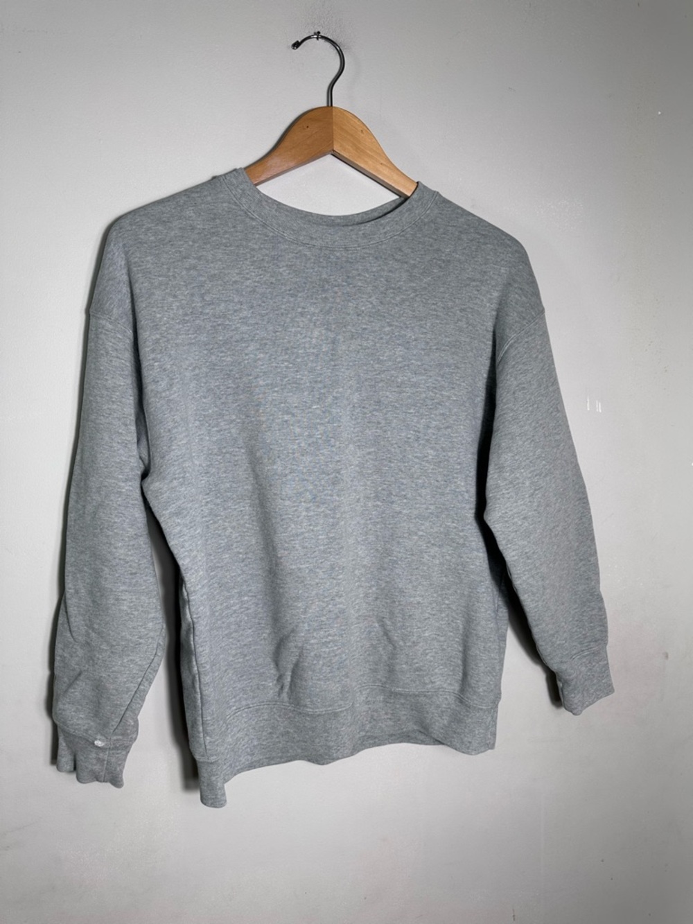 Uniqlo Men's Crewneck Sweatshirt - Heather Gray